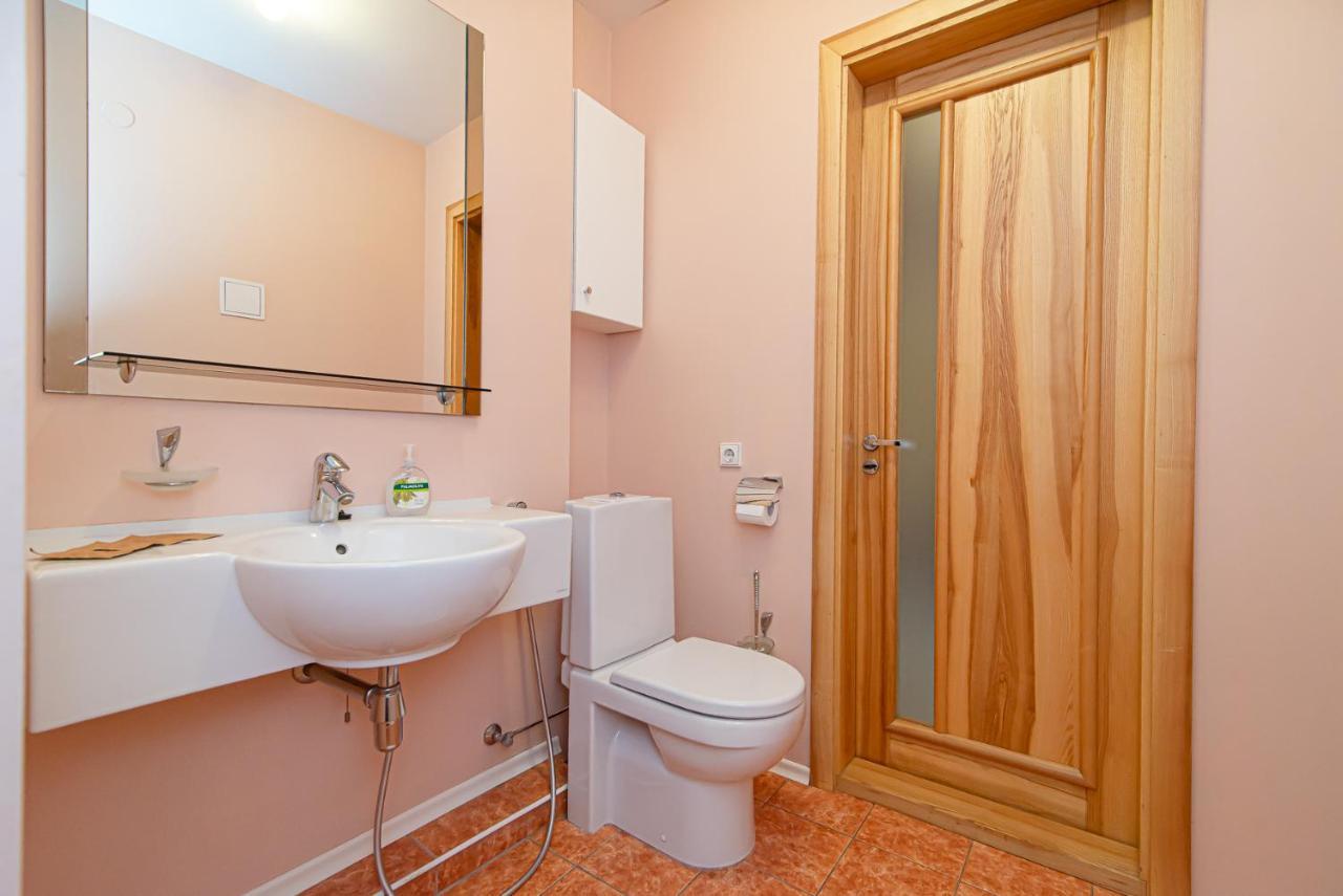 Spacious 2-Bedroom Apartment With Sauna In Vilnius Old Town By Urban Rent Exterior foto