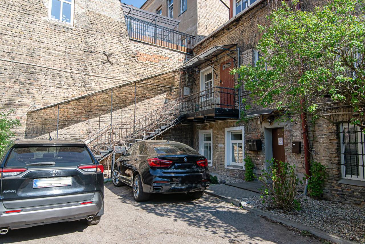 Spacious 2-Bedroom Apartment With Sauna In Vilnius Old Town By Urban Rent Exterior foto